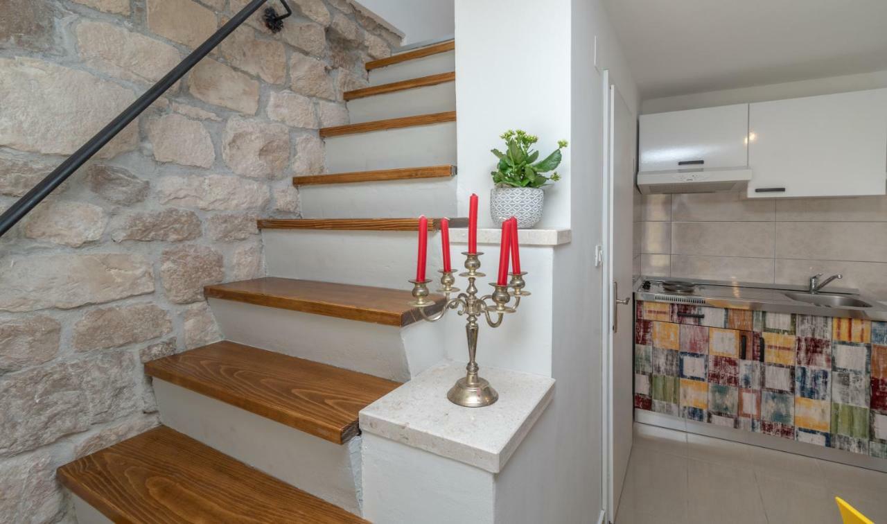Apartman Skuribanda Traù Esterno foto